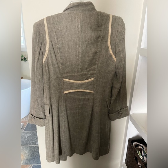 UNITED COLOR OF BENETTON
MILITARY STYLE JACKET - Picture 2 of 8